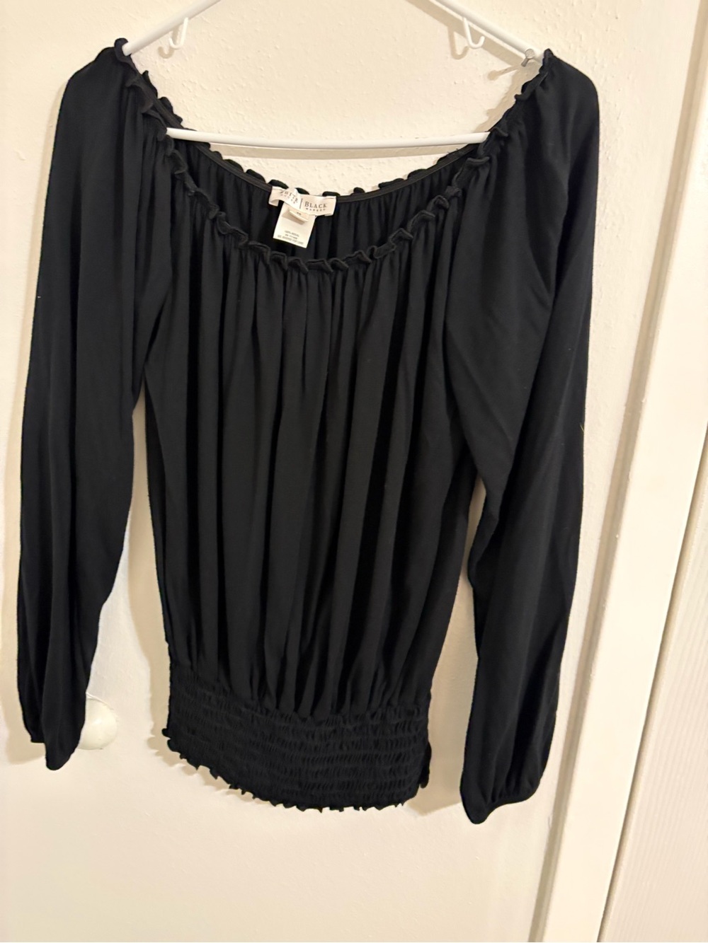 White House Black Market Black Smocked Waist long Sleeve Top. size XS